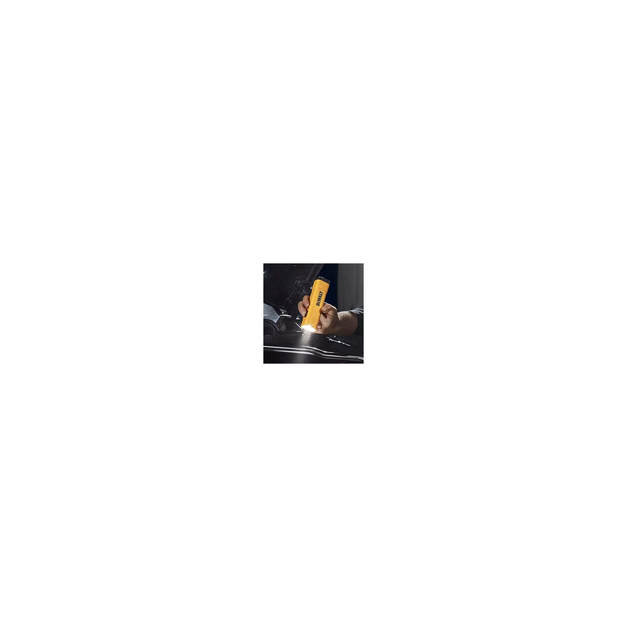dewalt-dcl183-usb-c-rechargeable-magnetic-led-flashlight image 8