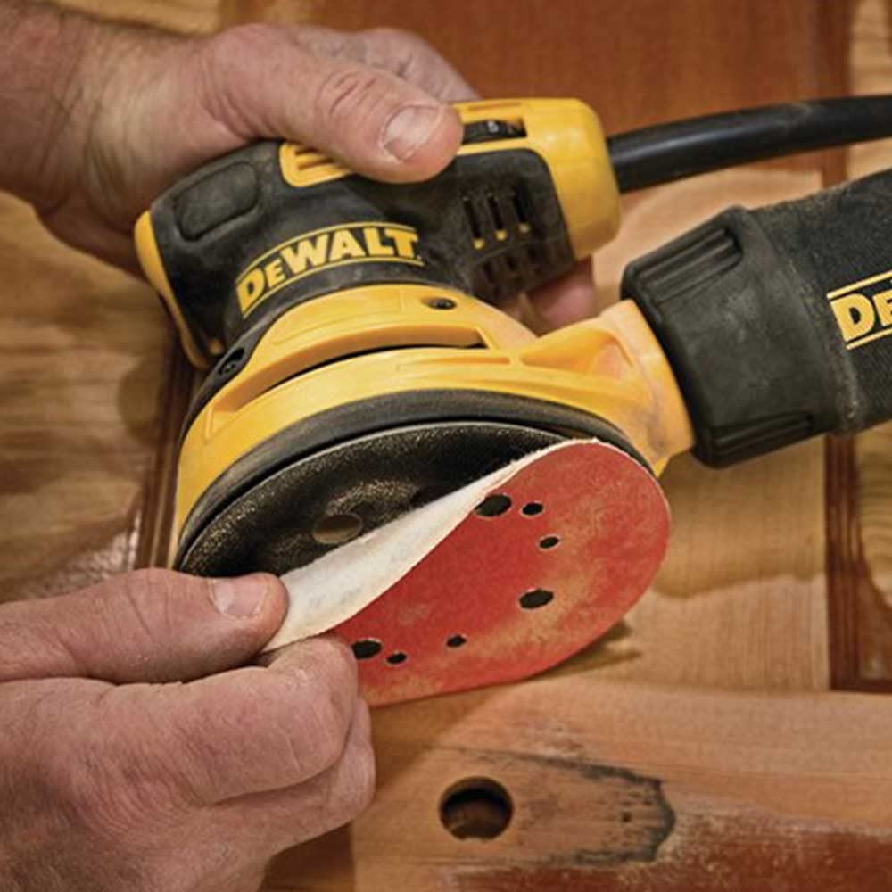 dewalt-dwe6423-5-inch-variable-speed-random-orbit-sander-corded image 6