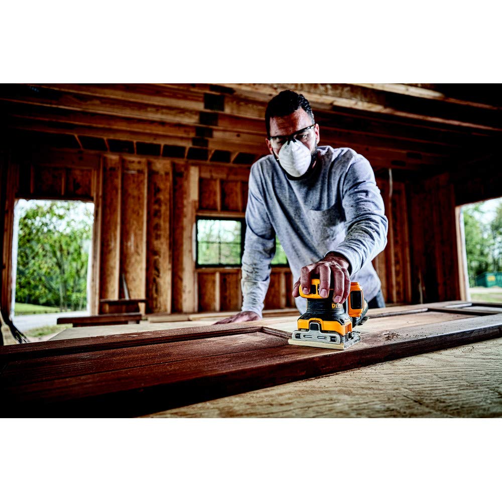 dewalt-dcw200d1-20v-max-xr-1-4-sheet-sander-kit-2-0-ah image 8