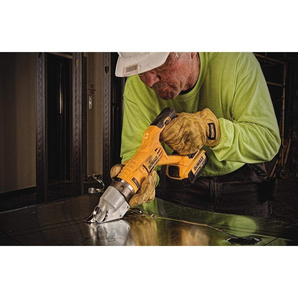dewalt-dcs494m2-20v-max-14-ga-360-free-swivel-cordless-metal-shears-tool-kit image 4