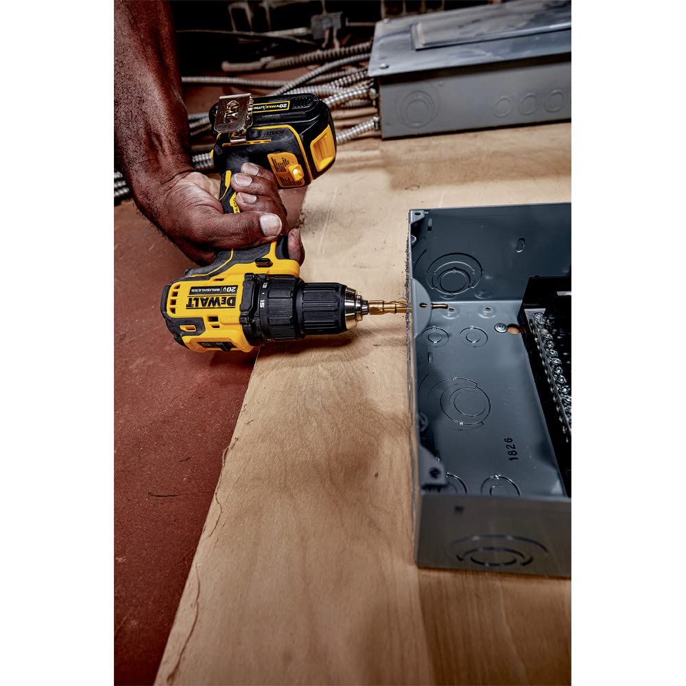dewalt-20v-max-dcd708c2-brushless-compact-1-2-inch-drill-driver-kit image 7