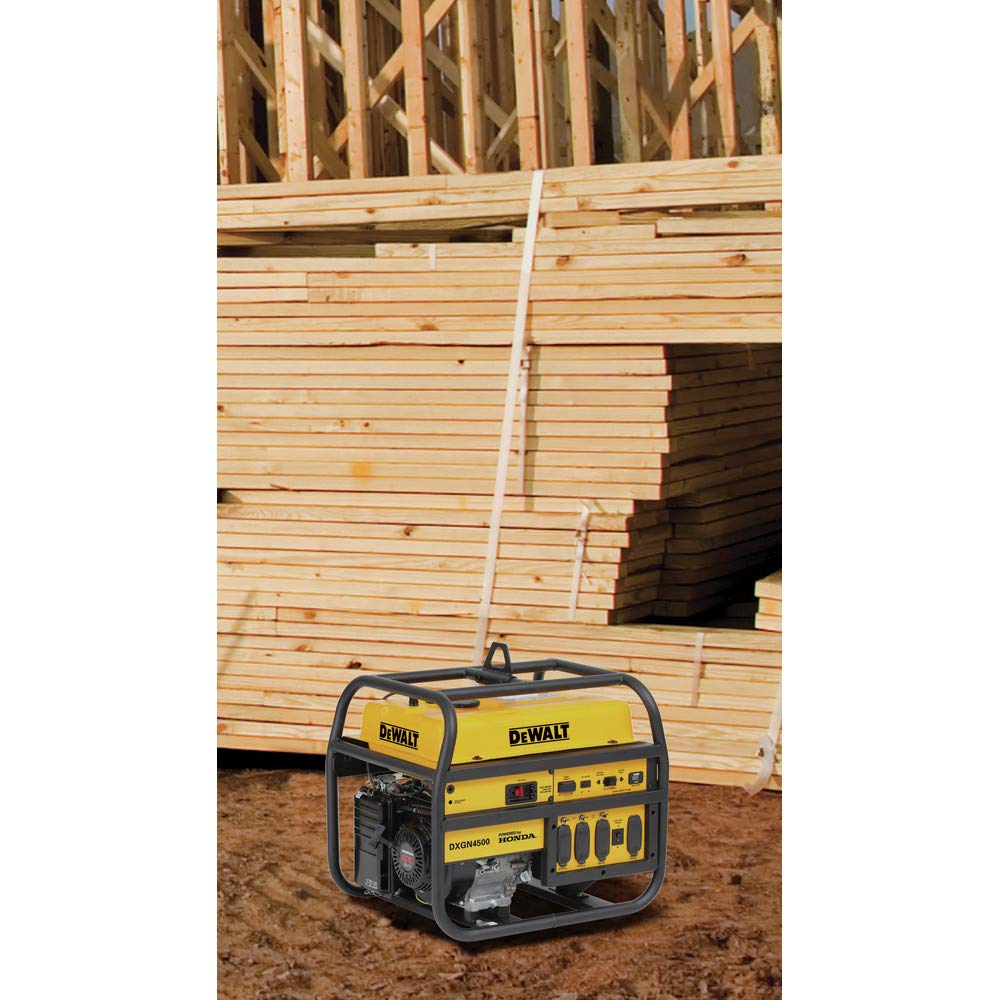 dewalt-4500-watt-portable-generator-with-honda-engine-120-240v-recoil-start image 3