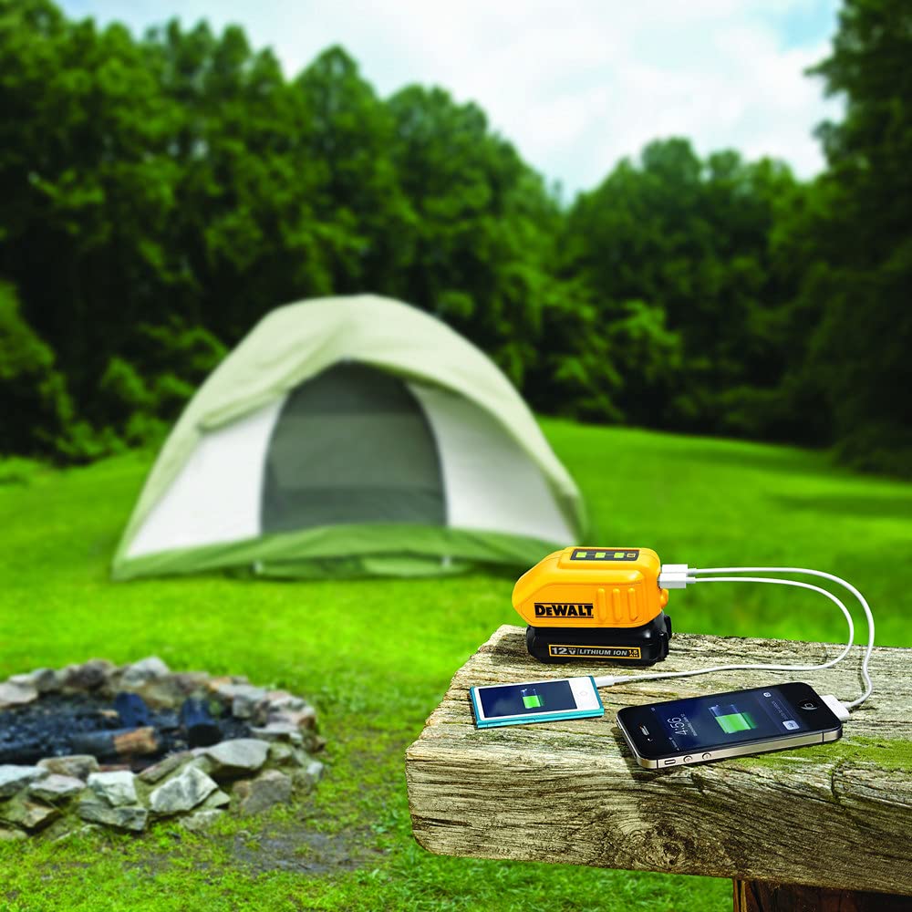 dewalt-dcb090-12v-20v-max-usb-power-source-2-port-charger image 6