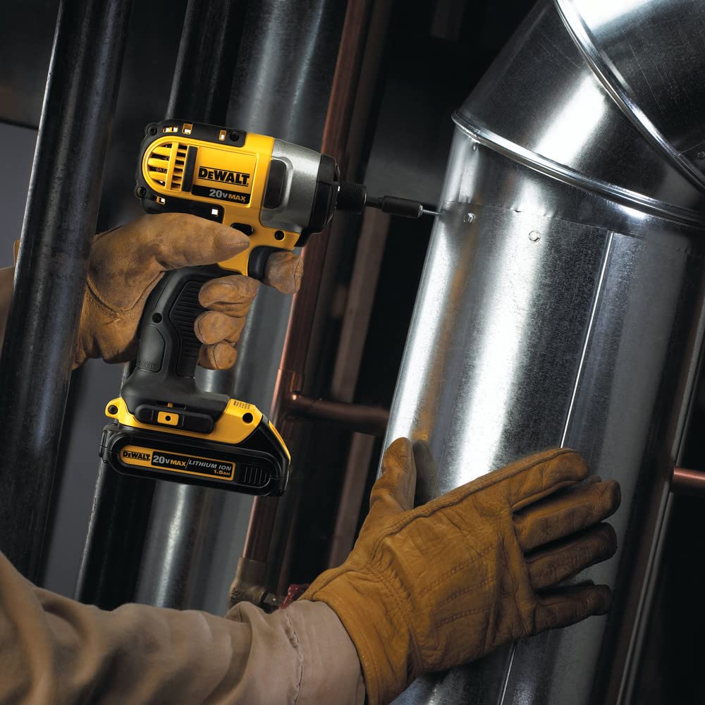 dewalt-dcf885c2-20v-max-lithium-ion-1-4-in-impact-driver-kit-1-5ah image 8