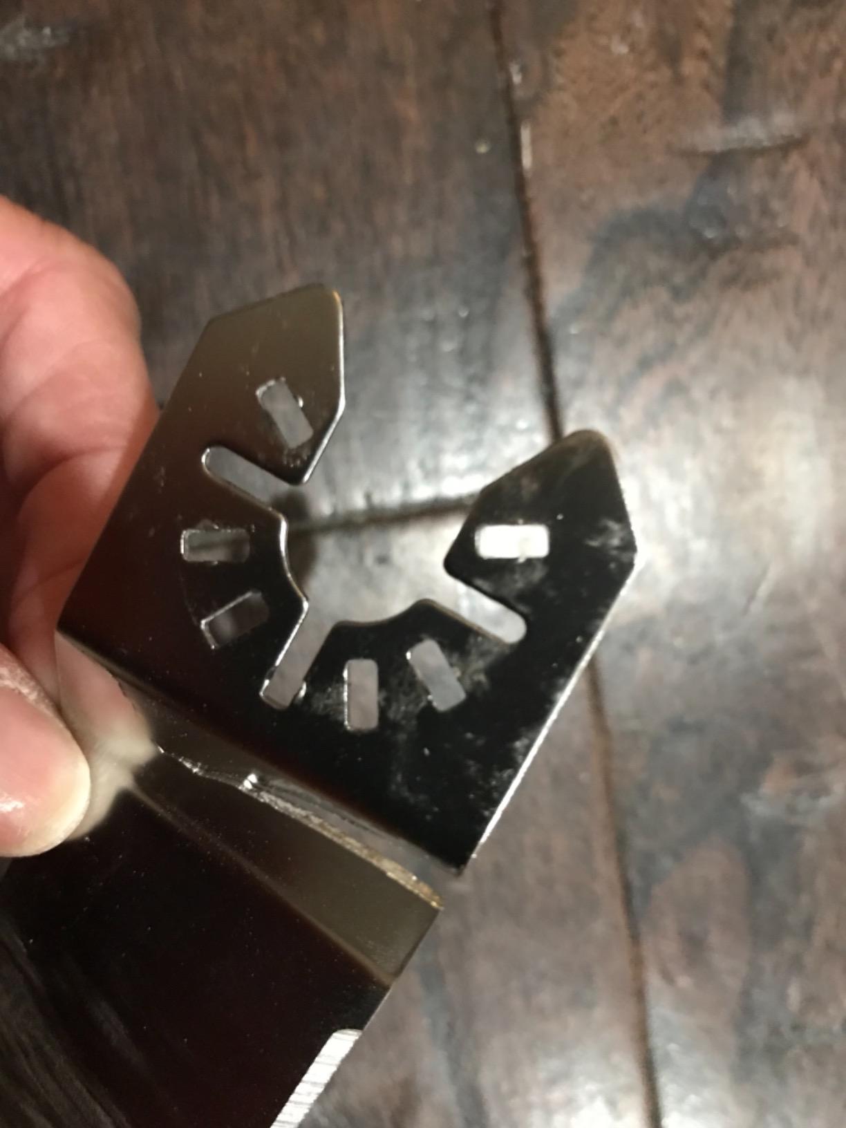 Removes caulk perfectly