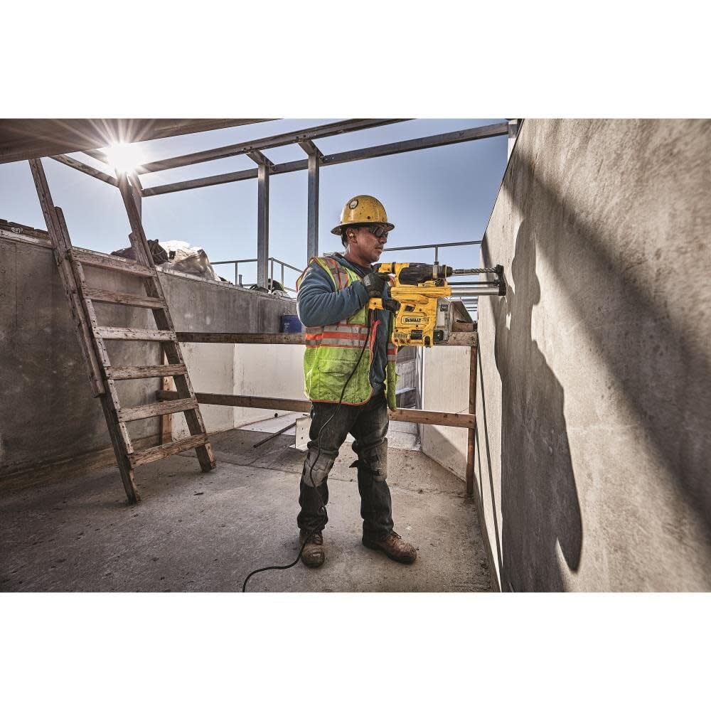 dewalt-d25333kdh-1-1-8-sds-plus-rotary-hammer-kit image 5