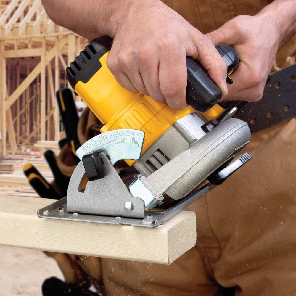 dewalt-20v-max-compact-6-tool-combo-kit-dck620d2 image 8