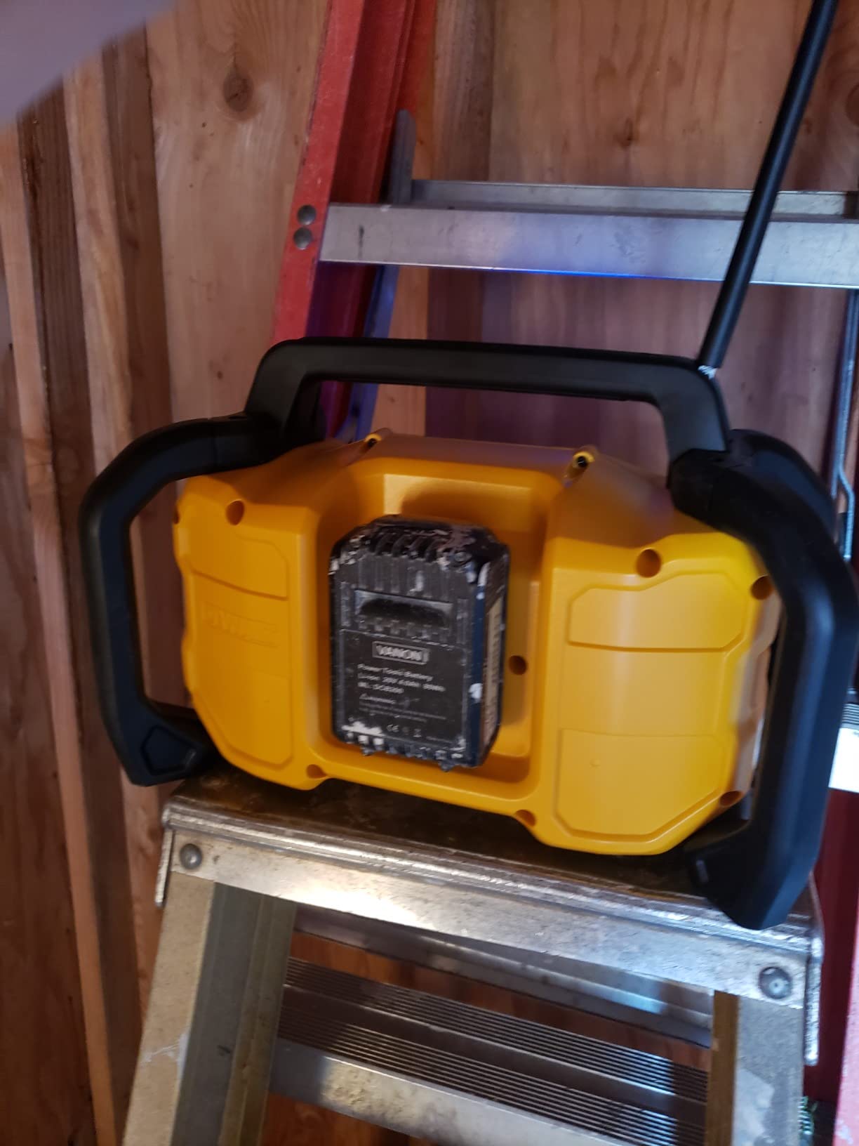 Great jobsite radio