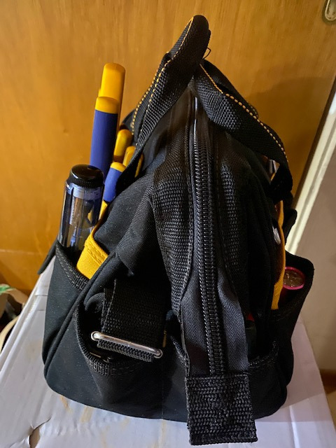 Good but zippers catch