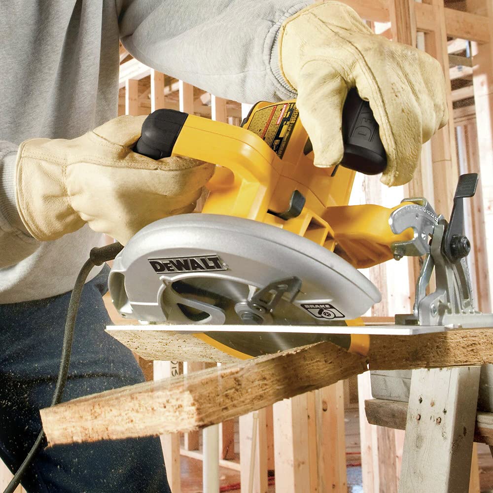 dewalt-7-1-4-inch-circular-saw-with-57-degree-bevel-dwe575sb image 7