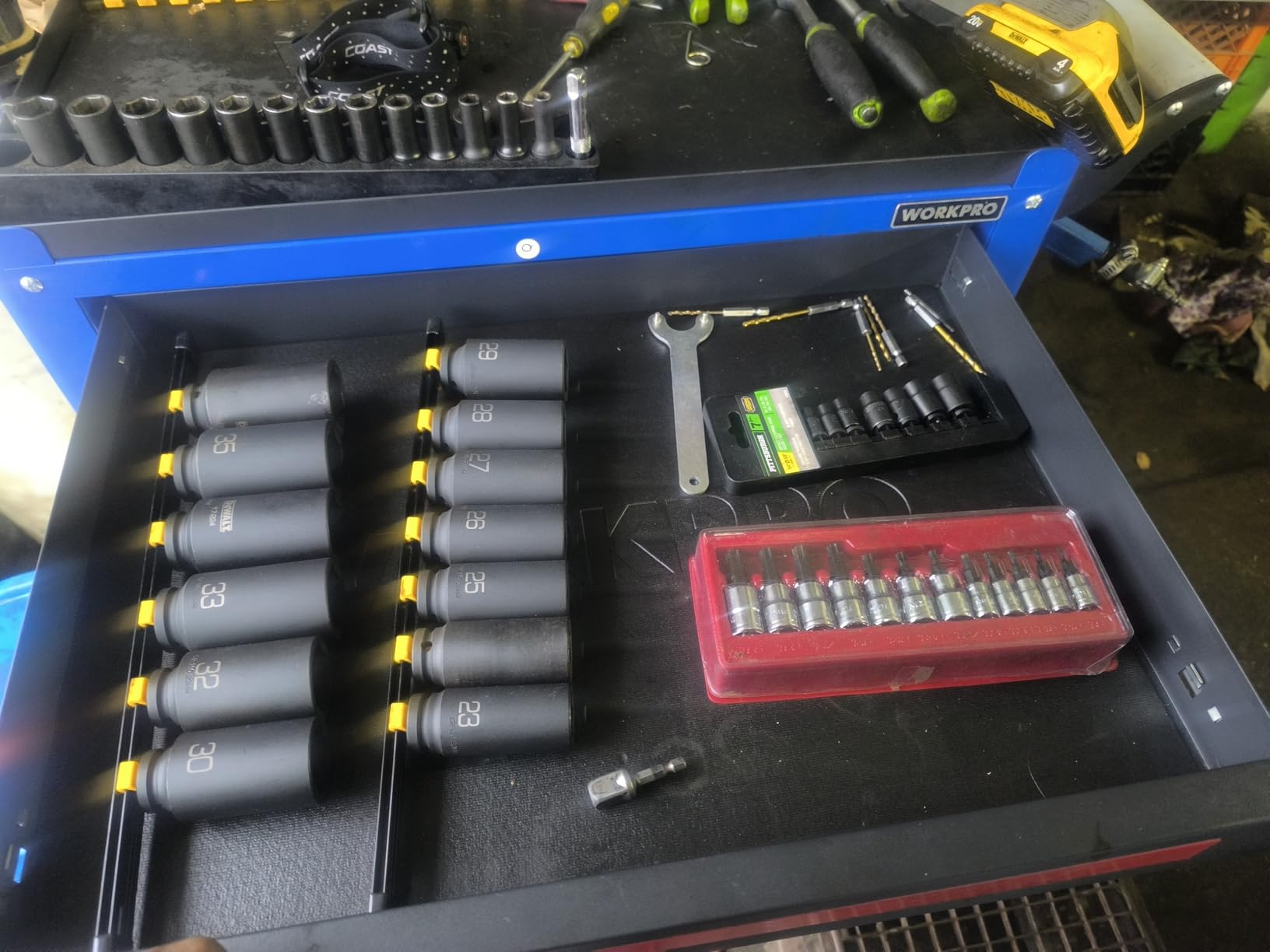 Solid impact sockets