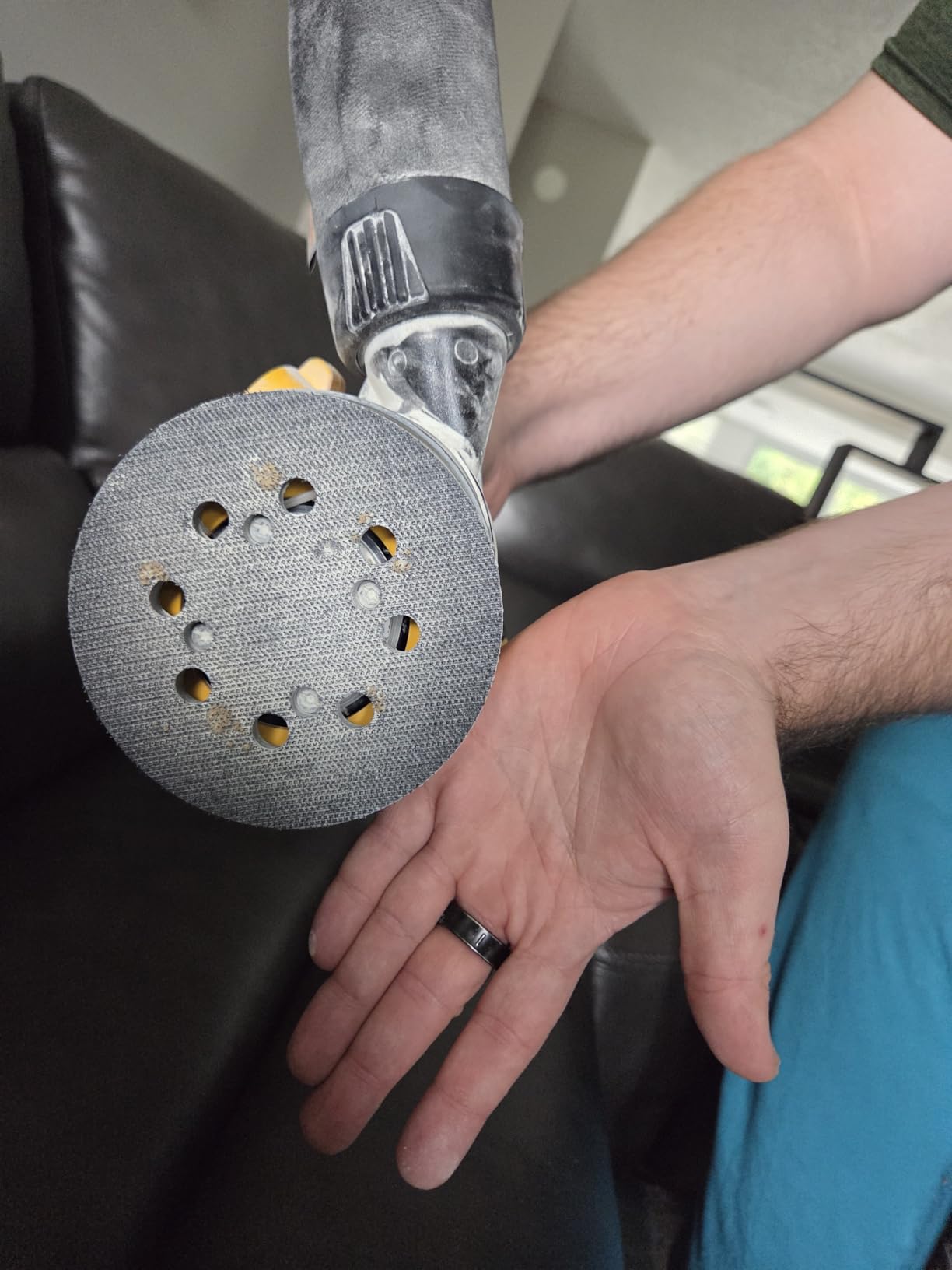 Good sander, but the dust bag