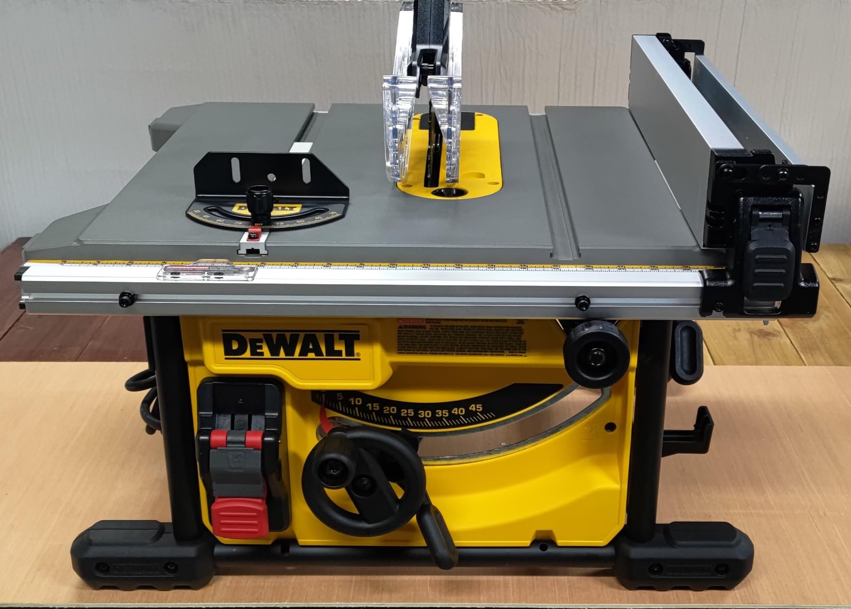 Solid saw