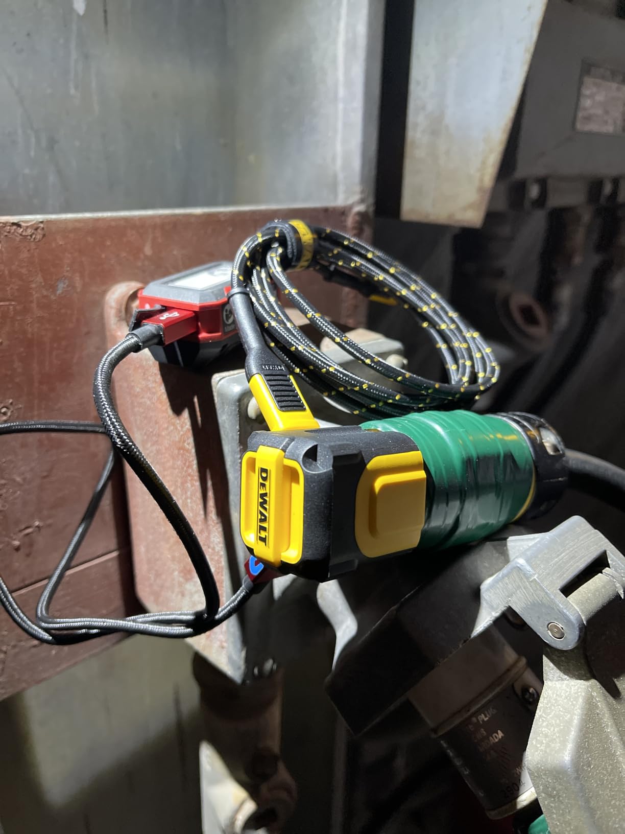 Solid cable