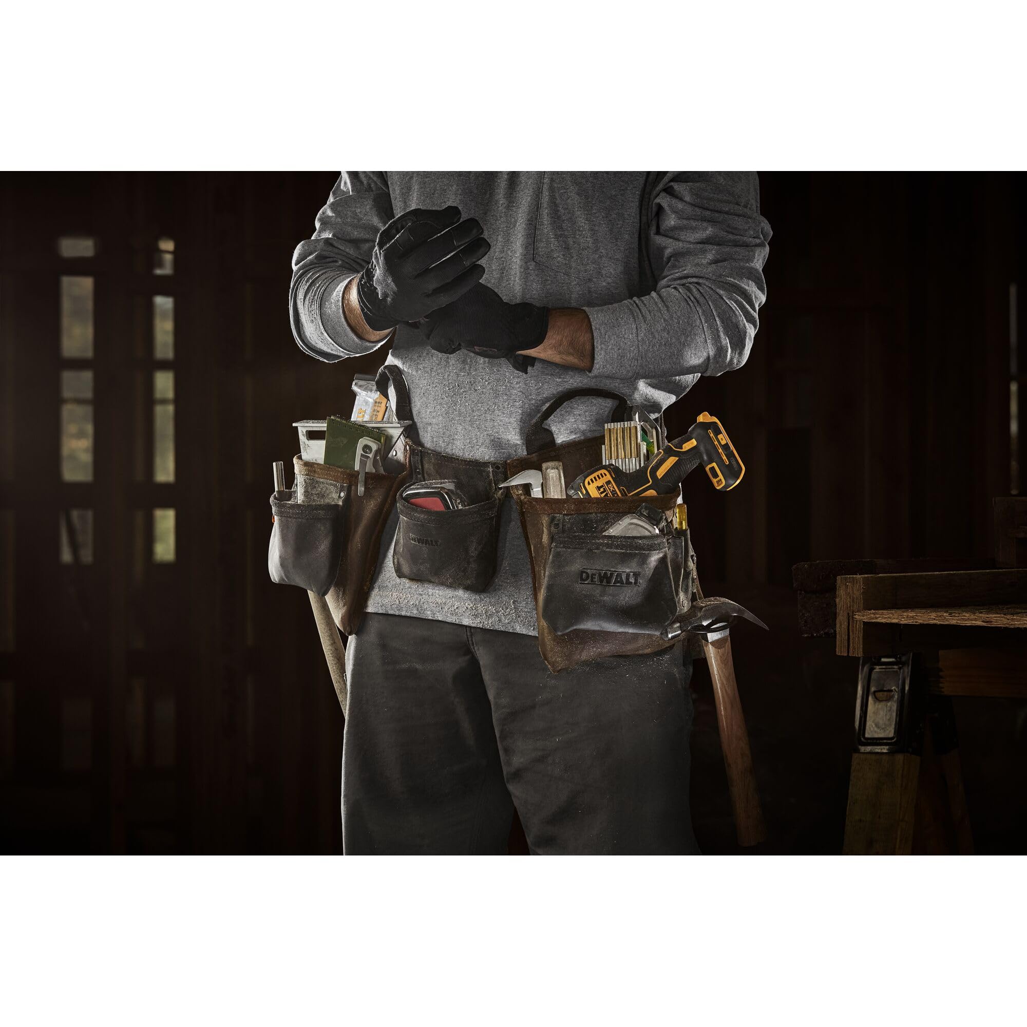 dewalt-dwst550112-leather-tool-belt-11-pocket-professional-apron image 5