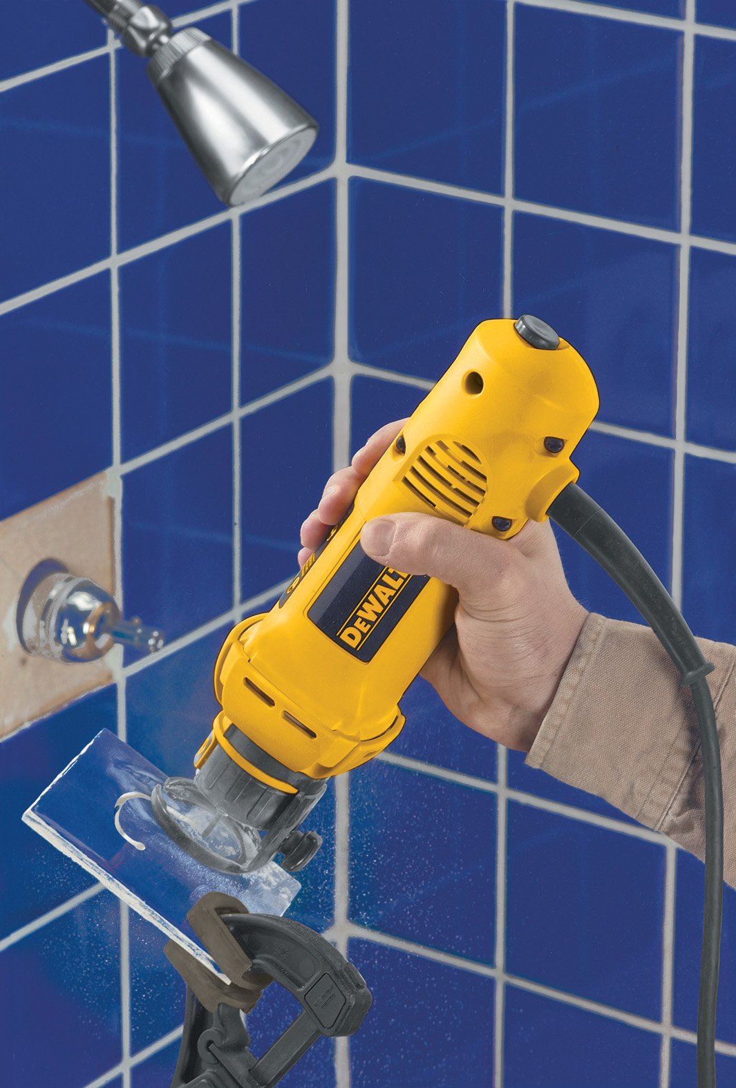 dewalt-dw660-5-amp-corded-rotary-saw-with-1-8-and-1-4-collets image 4