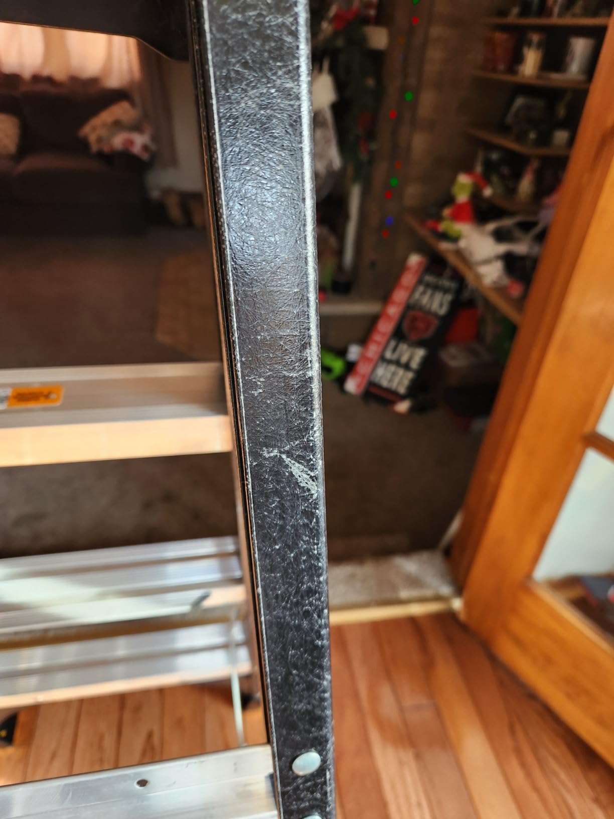 Solid ladder