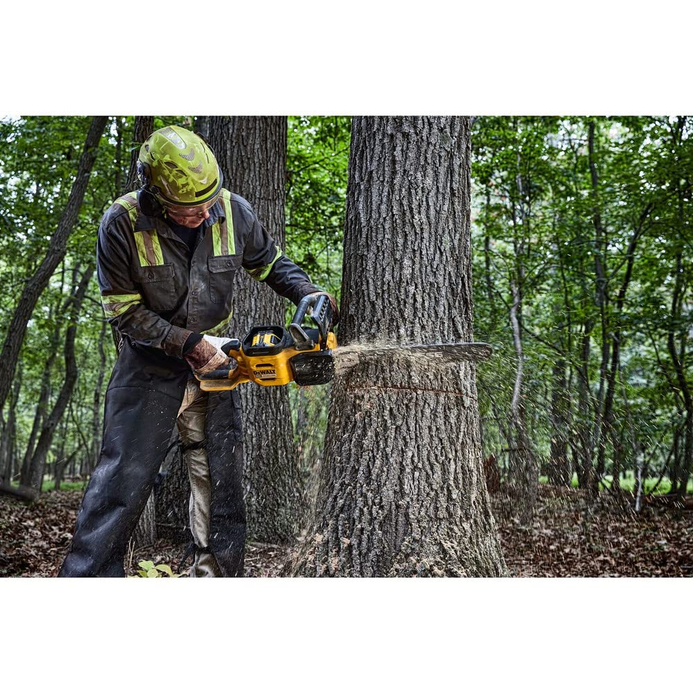 dewalt-dccs677b-20v-max-xr-brushless-chainsaw-bare-tool-18-inch image 8