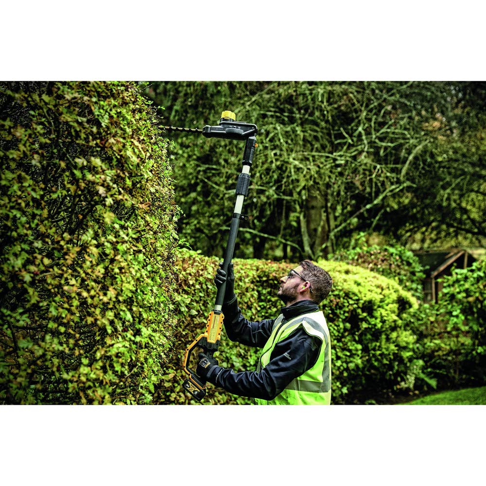 dewalt-dcph820m1-20v-max-cordless-pole-hedge-trimmer-kit image 6