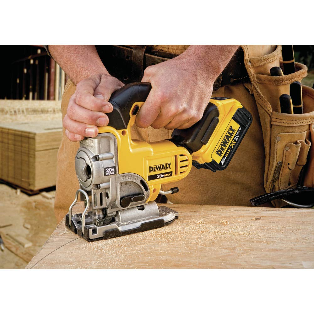 dewalt-dcs331m1-20v-max-cordless-jig-saw-kit image 5