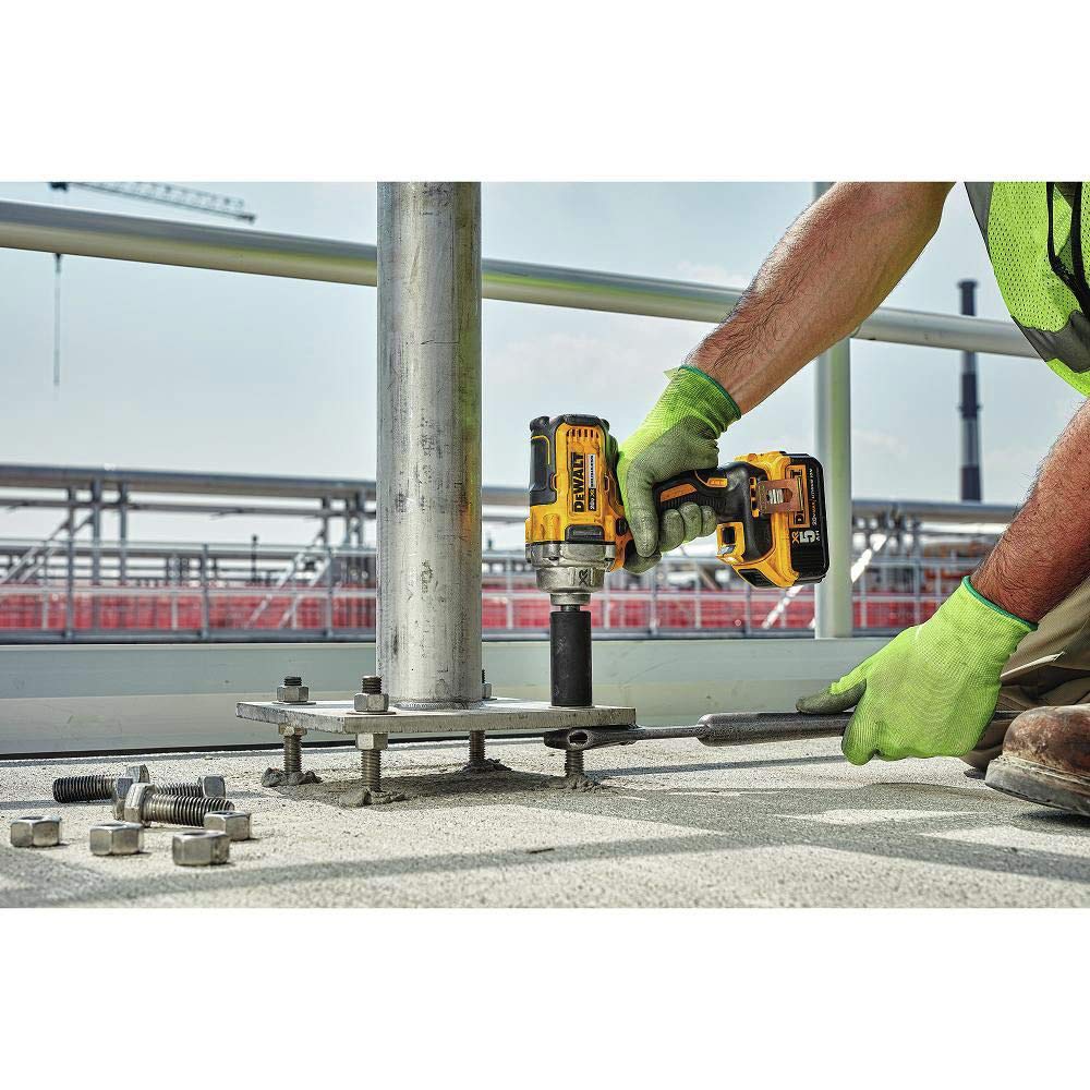 dewalt-dcf894hp2-20v-max-xr-1-2-brushless-impact-wrench-kit-with-hog-ring-anvil image 5