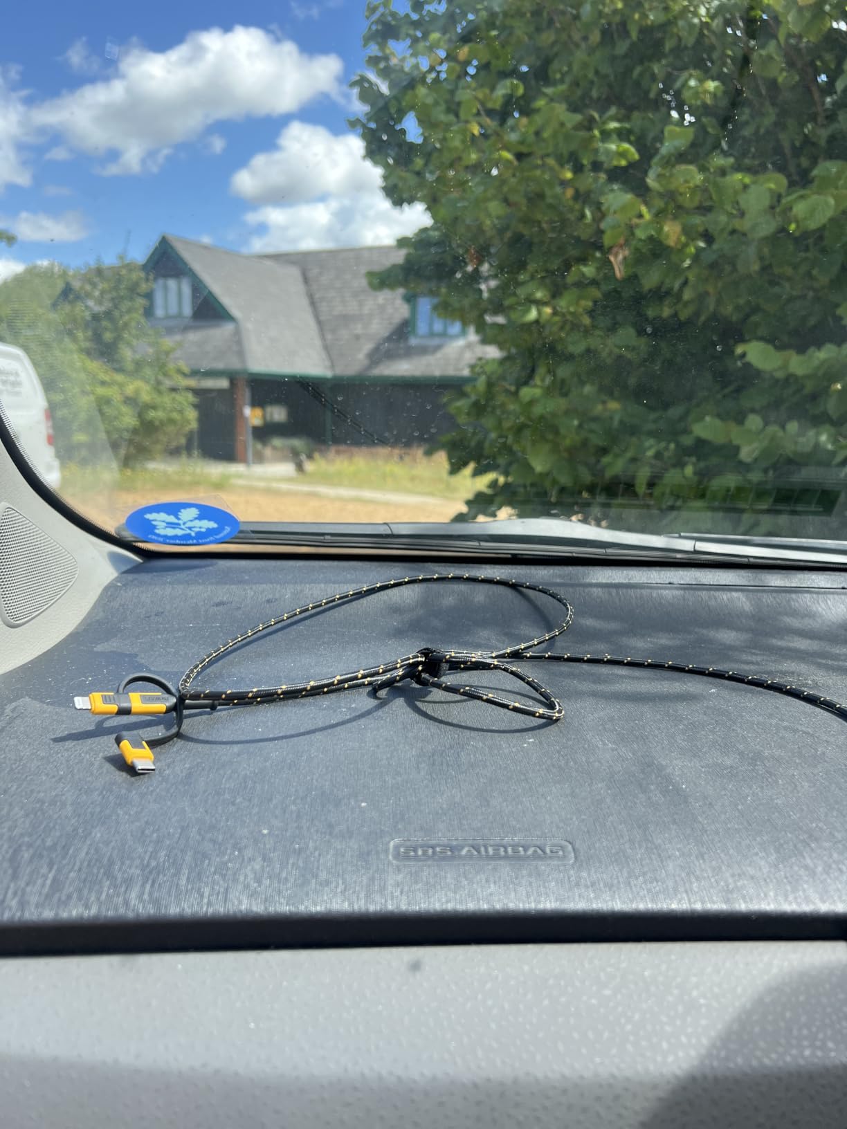 Strong cable