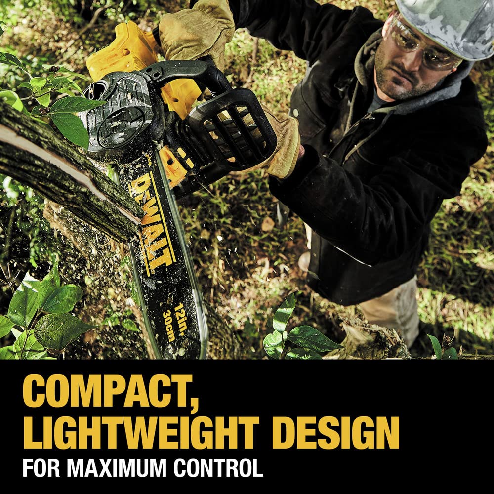 dewalt-dccs620p1-20v-max-compact-chainsaw-kit-with-5ah-battery image 8