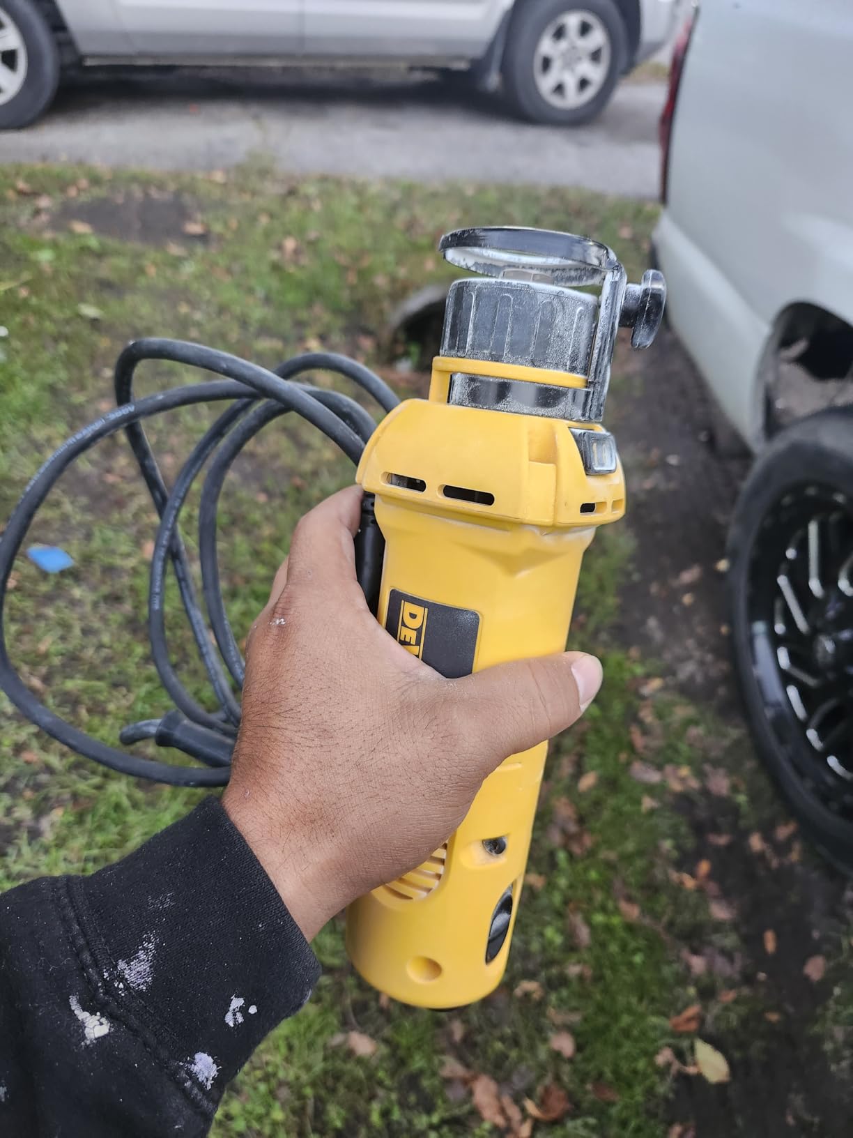 Makes drywall easy