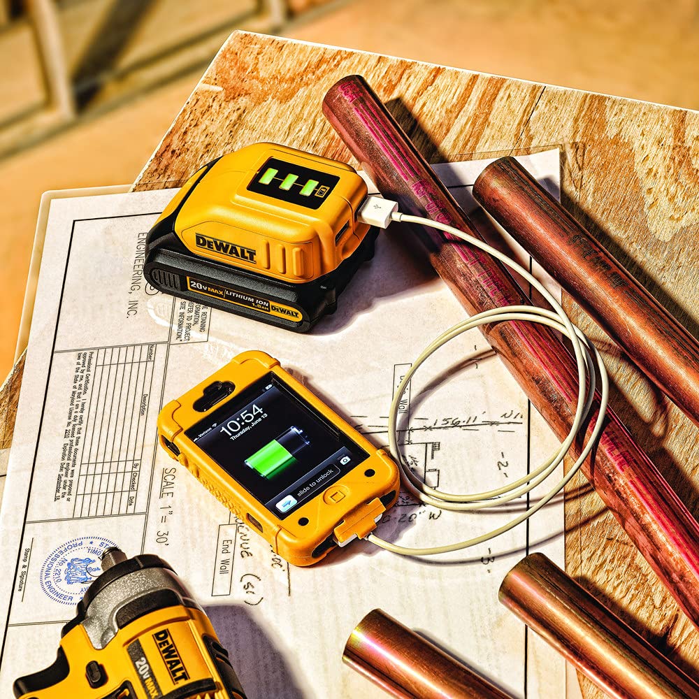 dewalt-dcb090-12v-20v-max-usb-power-source-2-port-charger image 5