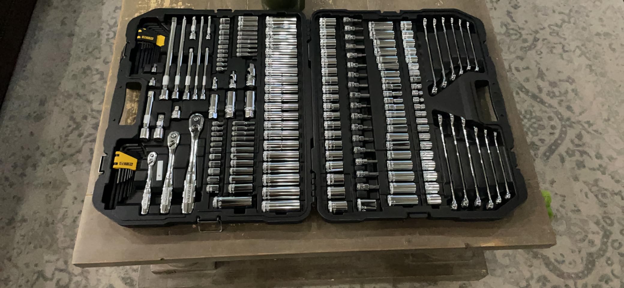 Nice set