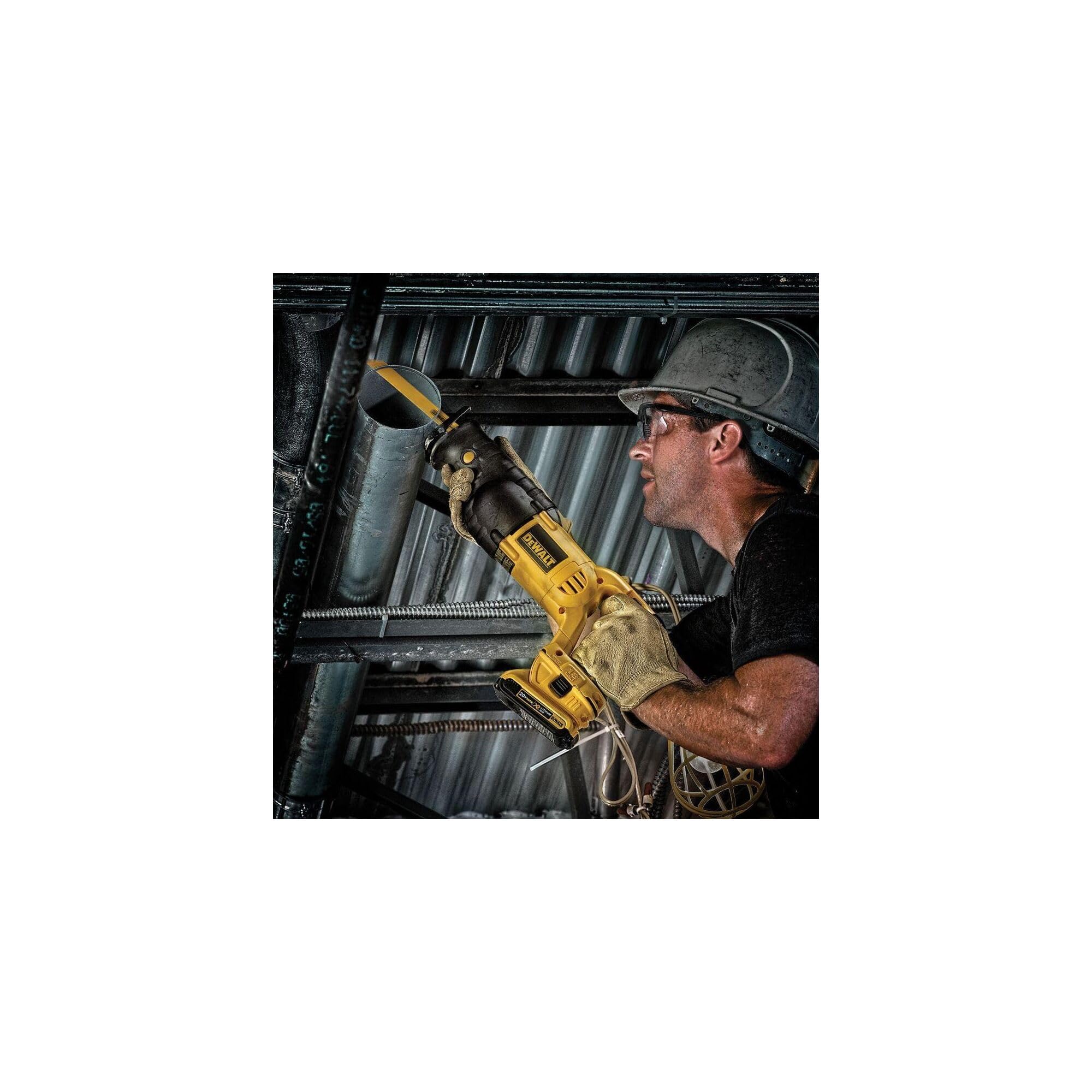 dewalt-dca2203c-20v-max-battery-adapter-kit-for-18v-tools-2-batteries-charger image 7