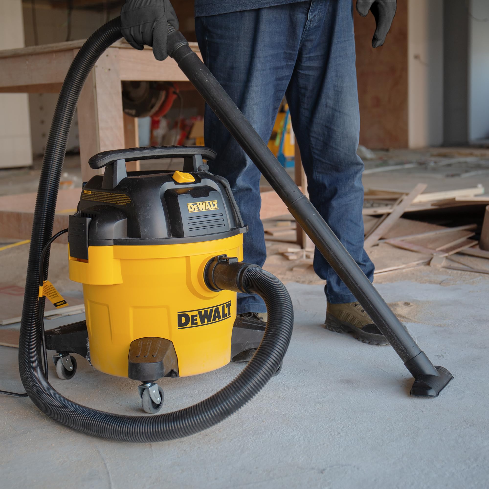 dewalt-6-gallon-4-peak-hp-wet-dry-shop-vacuum-with-blower-dxv06p image 7