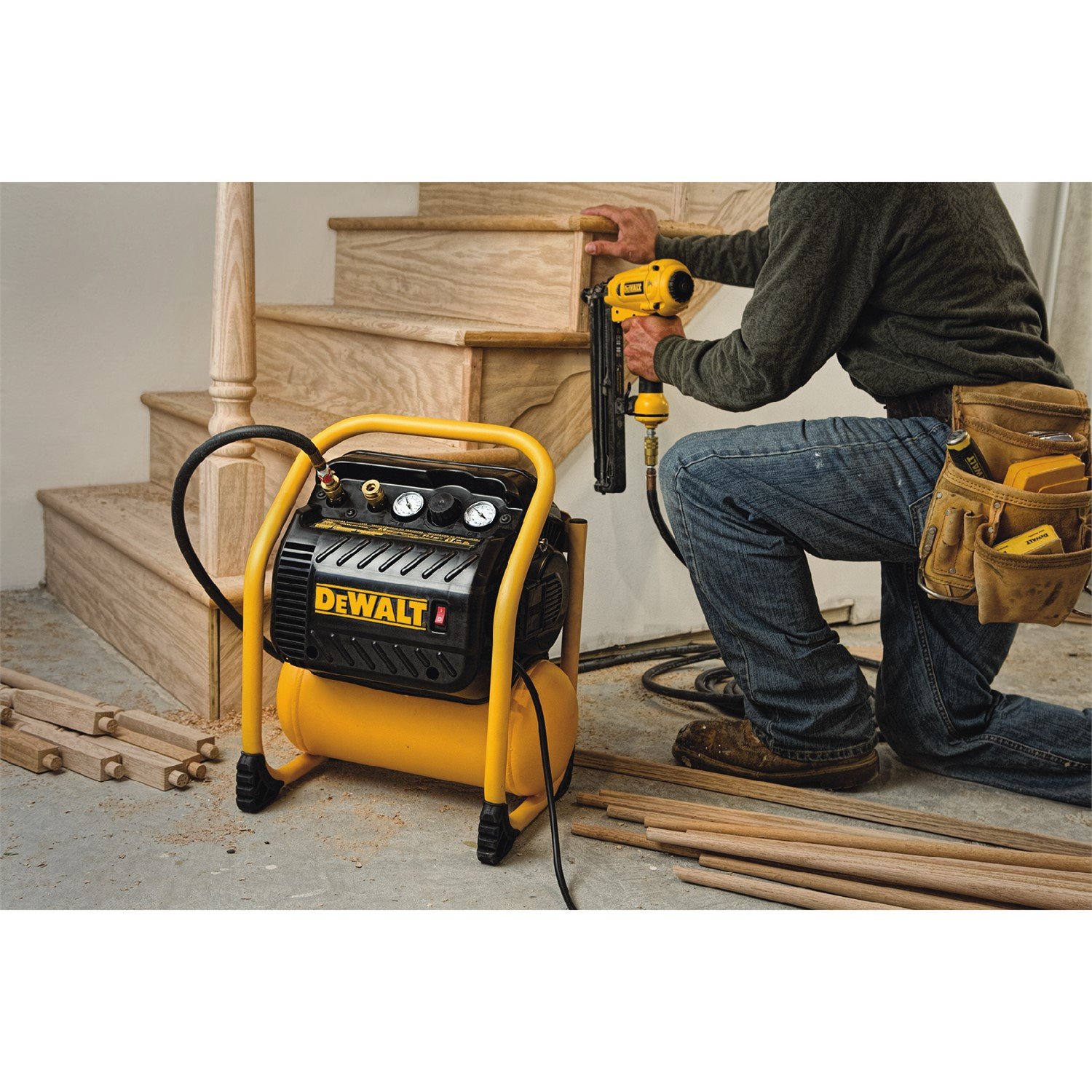 dewalt-dwfp55130-200-psi-max-2-5-gallon-portable-air-compressor-for-trim image 2