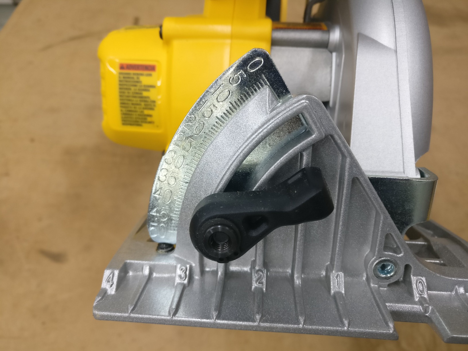 Framing saw