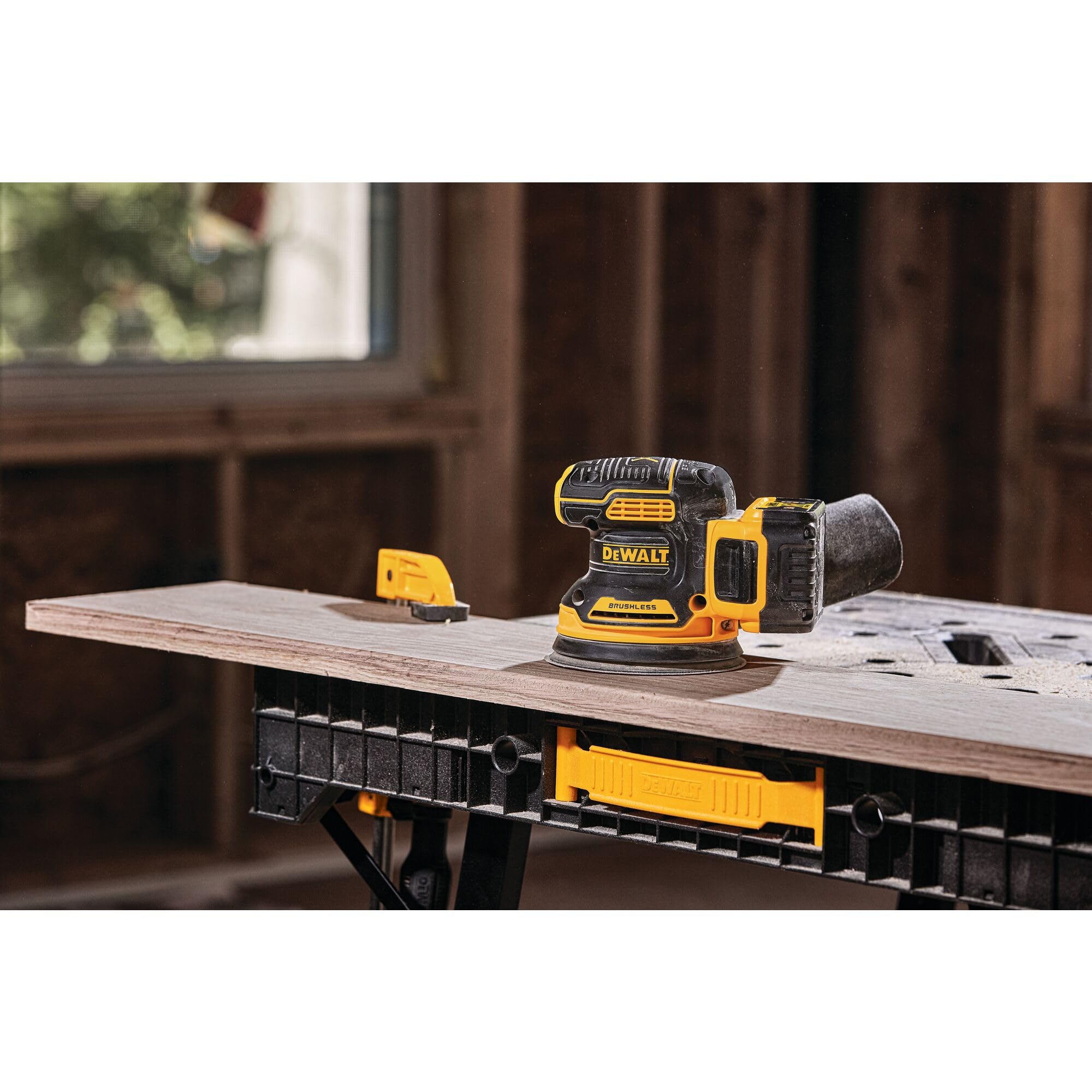 dewalt-dcw210b-20v-max-xr-brushless-random-orbital-sander-tool-only image 8