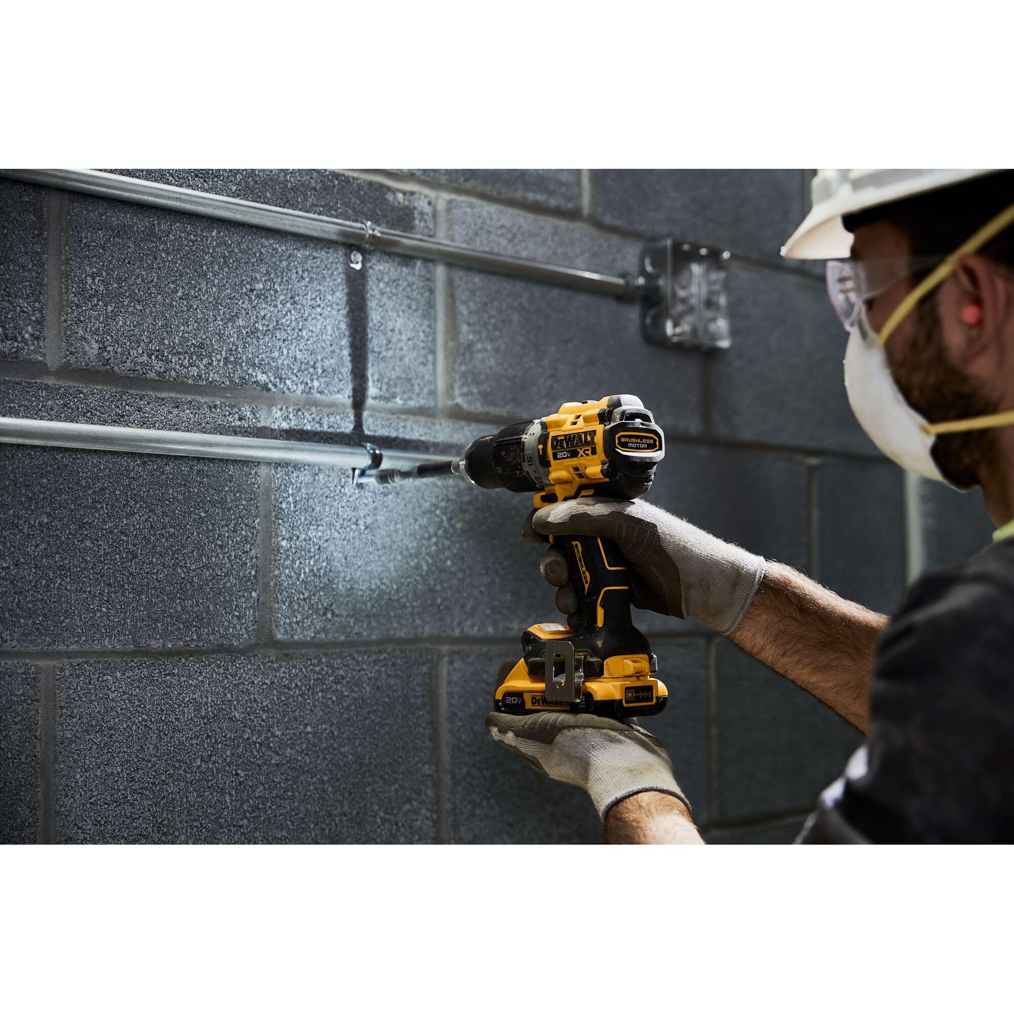 dewalt-20v-max-xr-dcd805d2-brushless-1-2-hammer-drill-driver-kit image 8