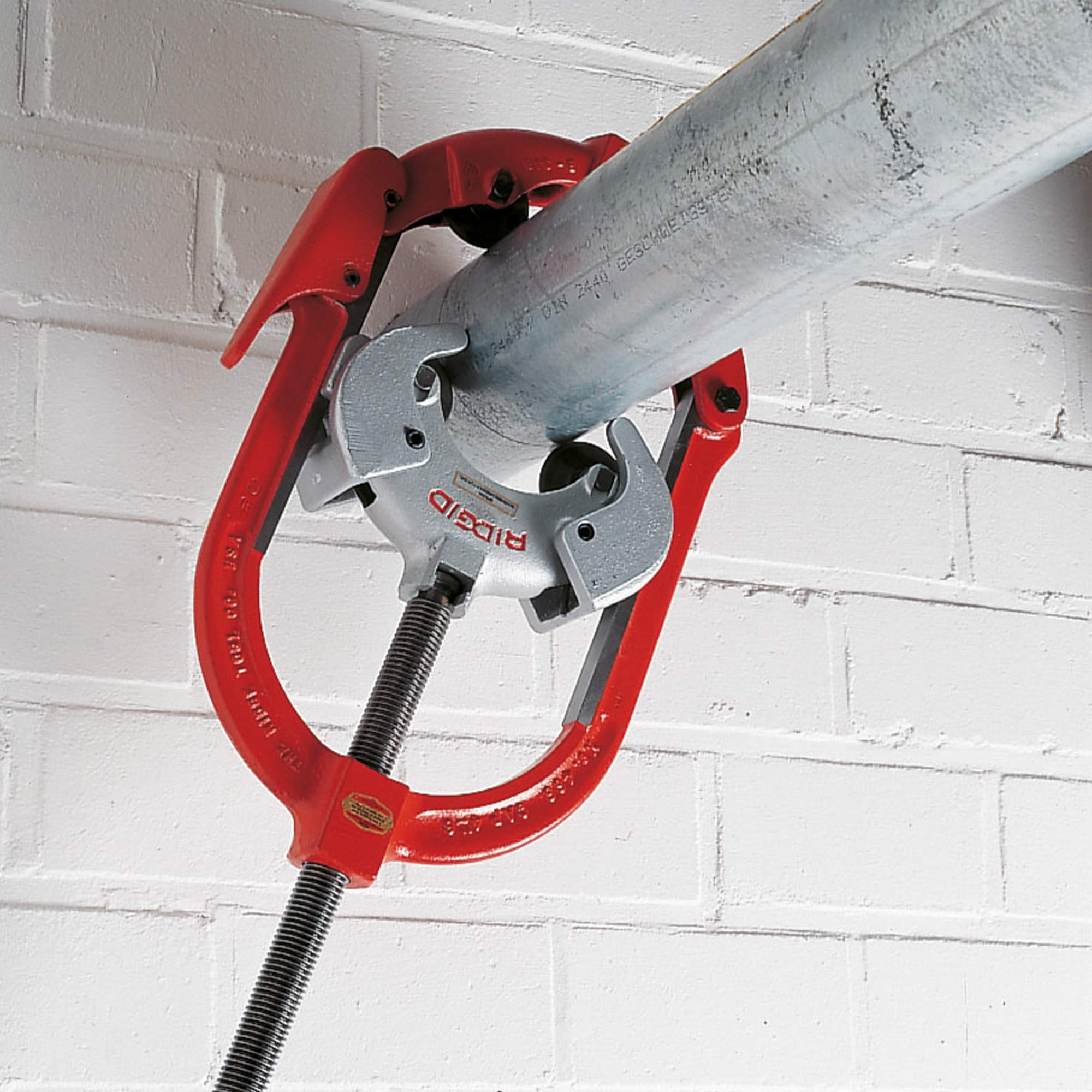 ridgid-32840-model-4-s-heavy-duty-pipe-cutter-2-to-4-in-steel-pipe image 2