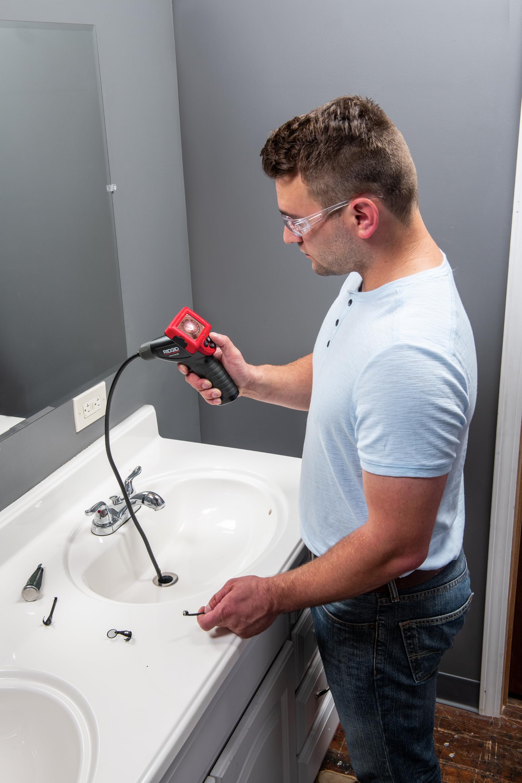 ridgid-40043-micro-ca-25-hand-held-inspection-camera-4-ft-cable-borescope-red image 5