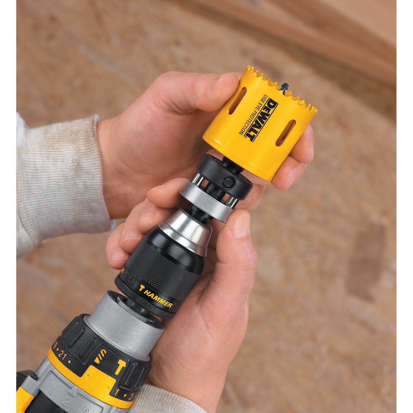 dewalt-dw1803-quick-change-mandrel-for-hole-saws image 2