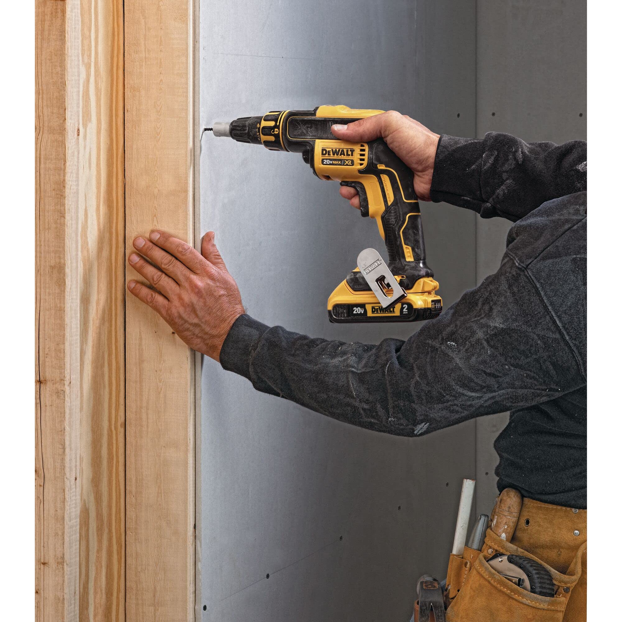 dewalt-20v-max-xr-cordless-drywall-screw-gun-4-400-rpm-bare-tool-dcf620b image 2