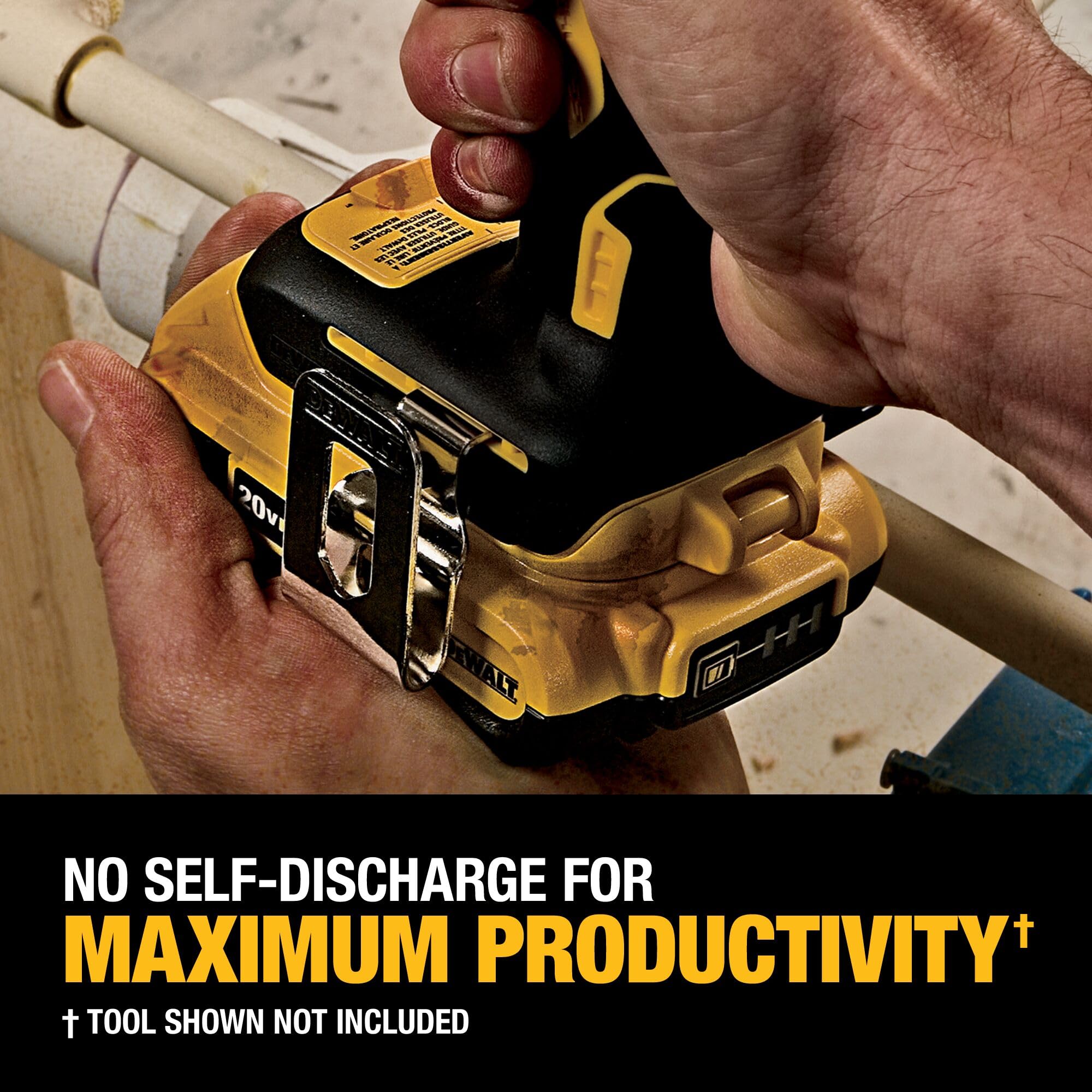 dewalt-20v-max-battery-4-pack-2x-2ah-2x-4ah-xr-with-fuel-gauges-dcb324-4 image 7