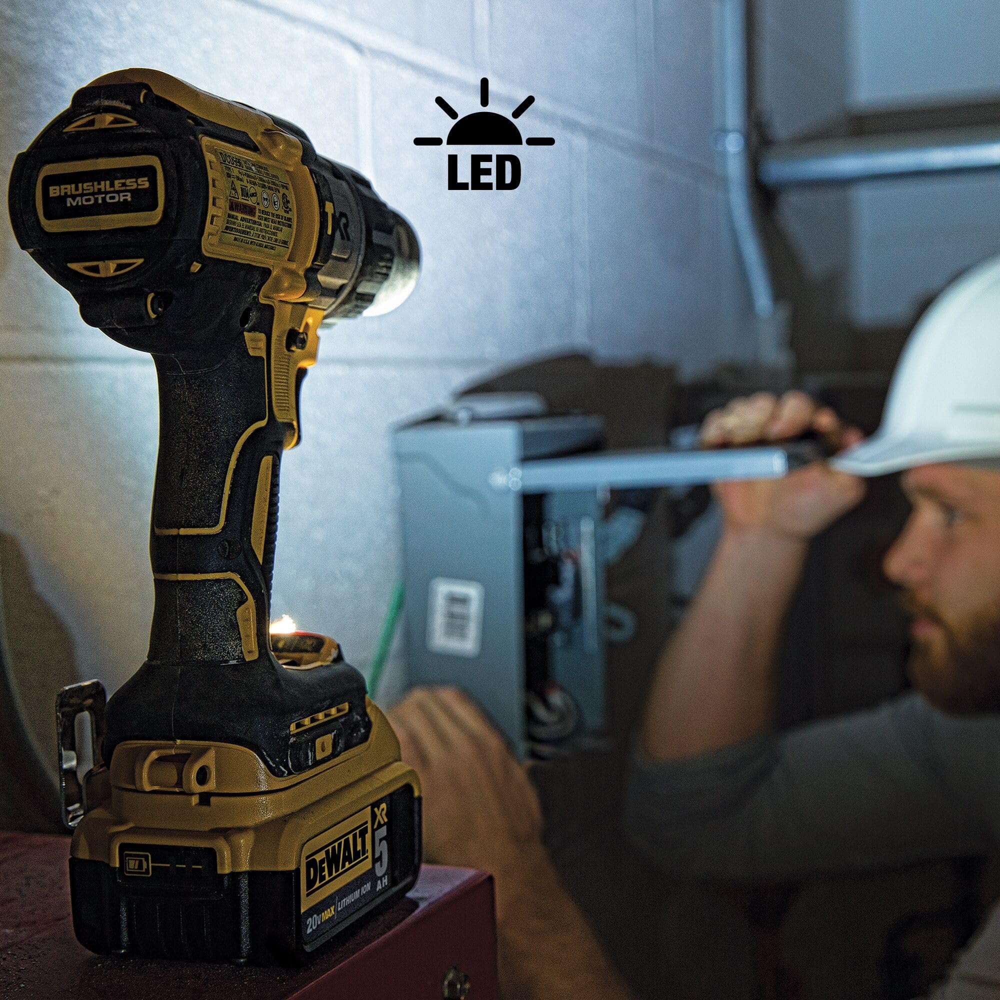 dewalt-dck299m2-20v-max-xr-hammer-drill-impact-driver-kit-with-4-0ah-batteries image 6
