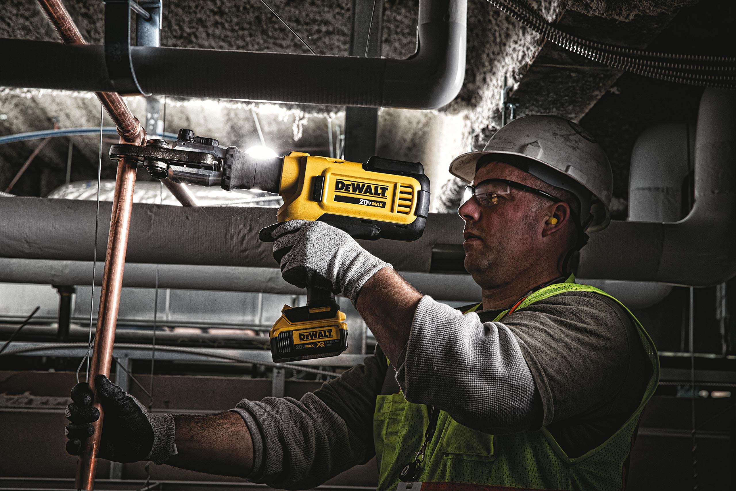 dewalt-dce200m2-20v-max-pipe-press-tool-kit image 2