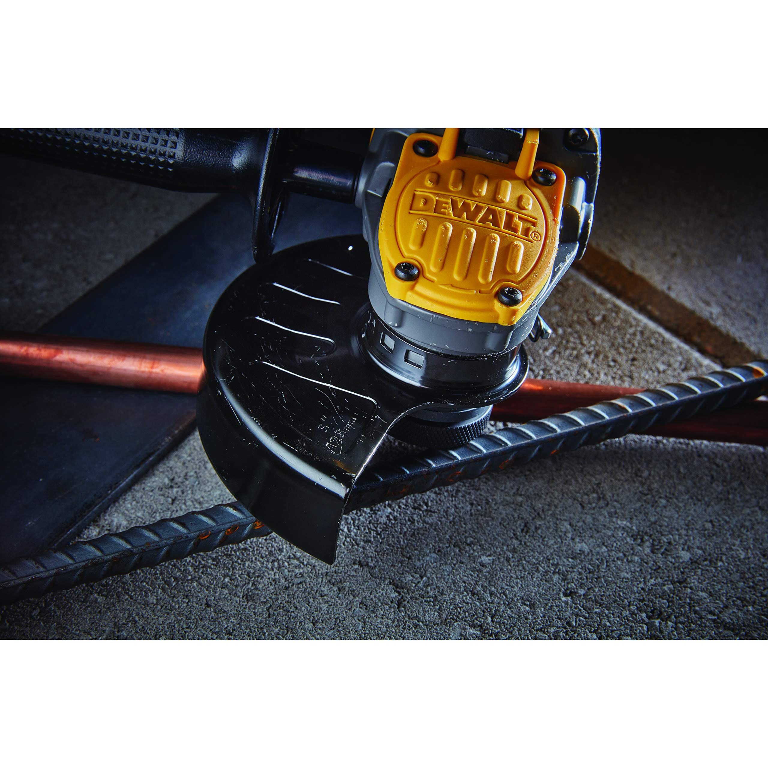 dewalt-flexvolt-advantage-20v-max-brushless-angle-grinder-dcg416b-4-1-2-to-5-inc image 2