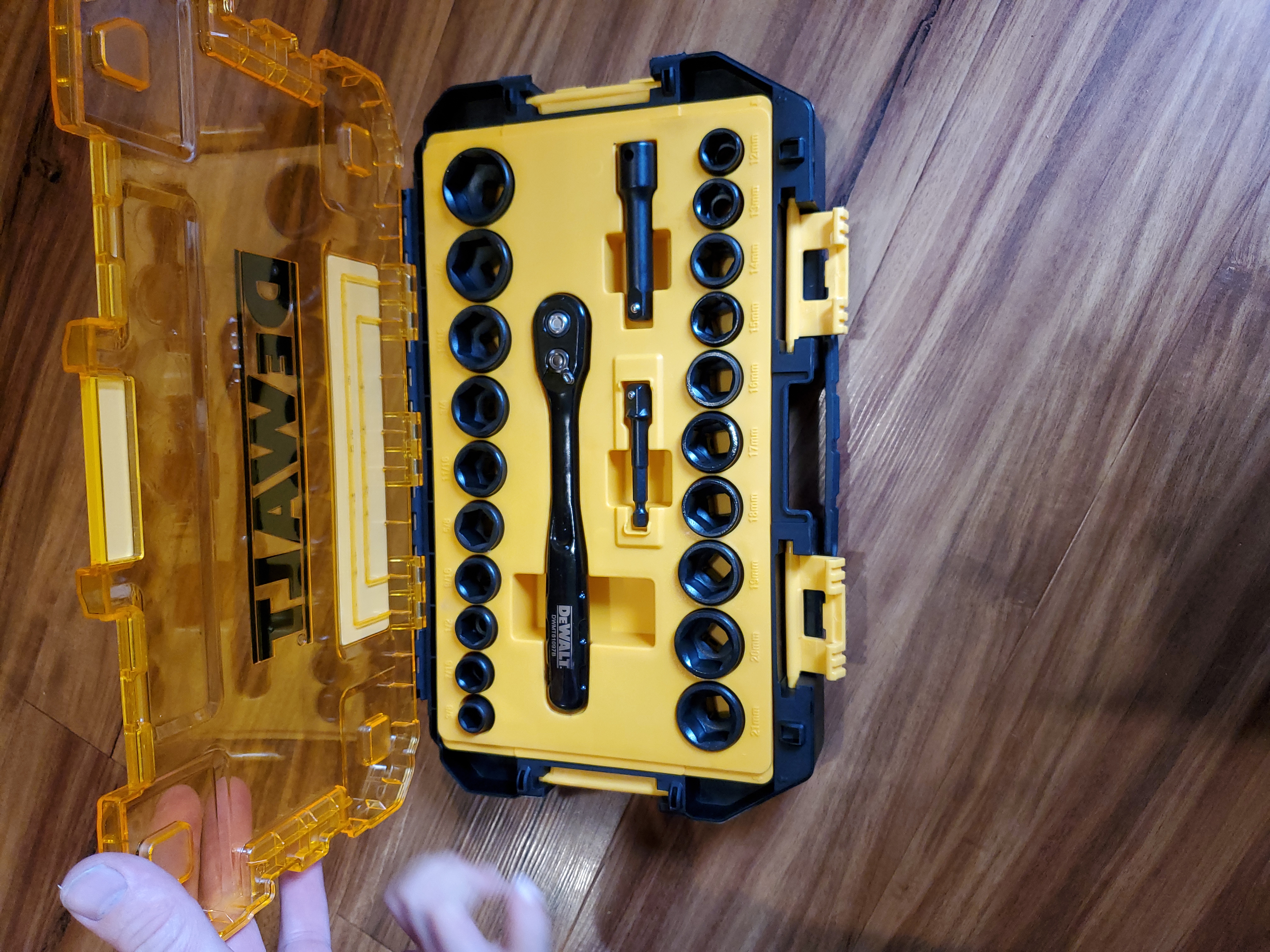 Strong sockets